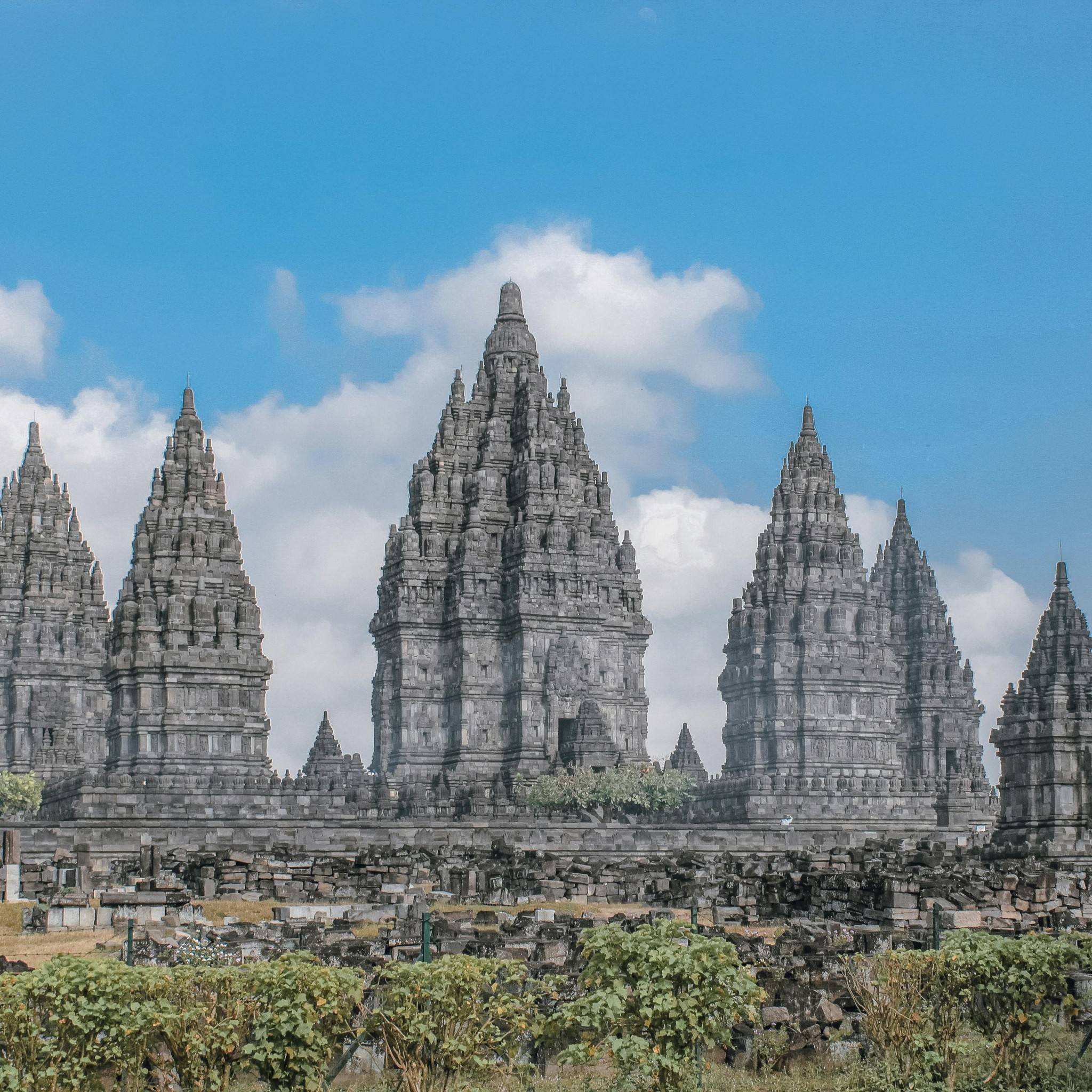 5 Days Central Java Adventure